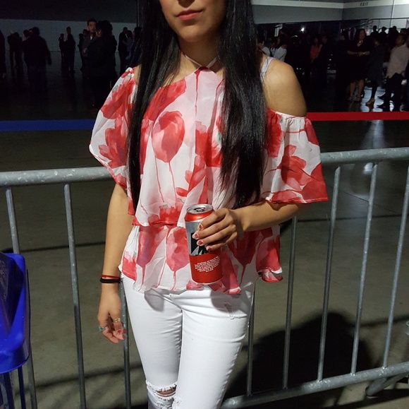 Charlotte Russe Tops - Red Floral charlotte russe blouse
